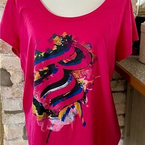 Classic Fuchsia Graphic Short Sleeve Tee